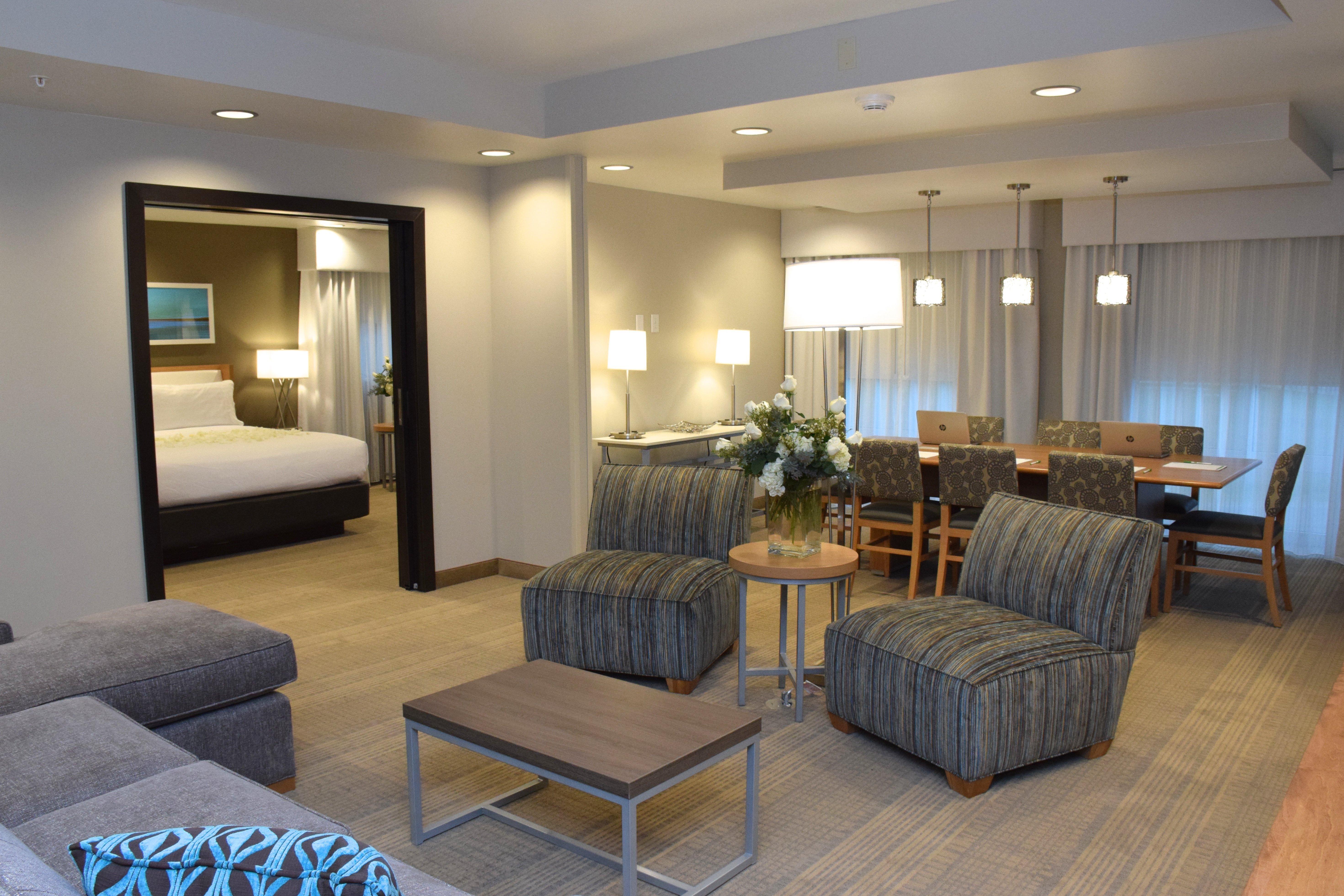 Holiday Inn Cincinnati North West Chester By Ihg Exterior photo