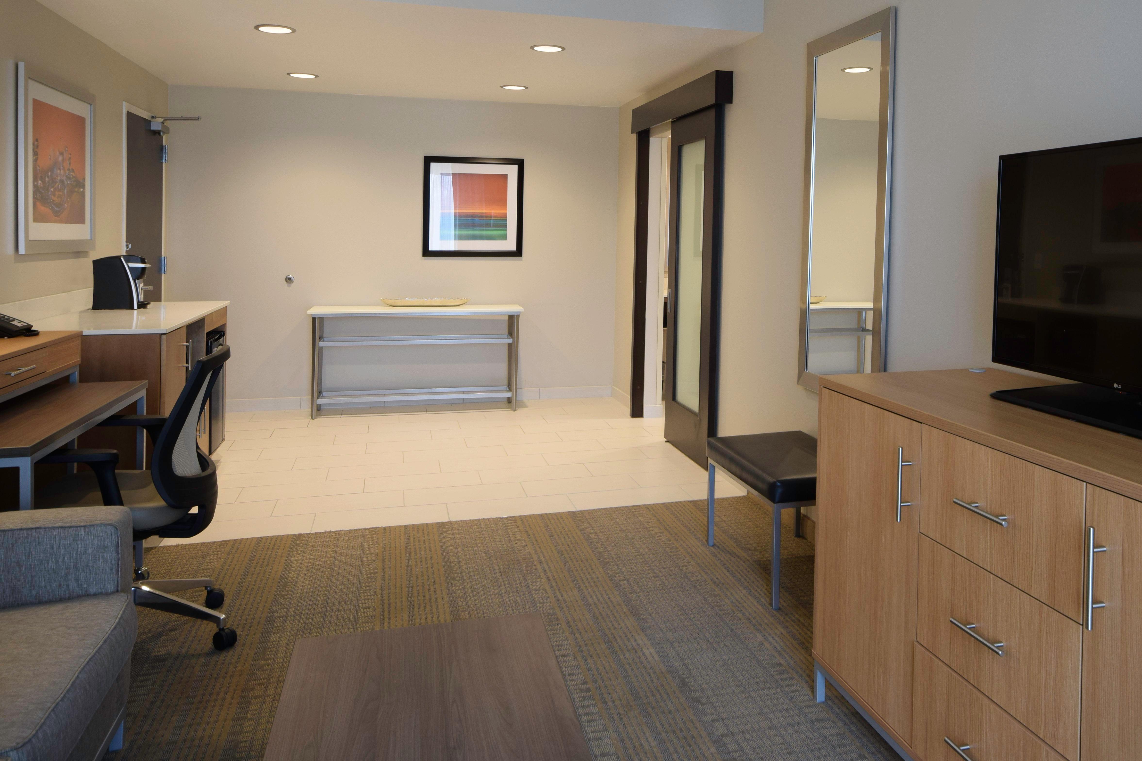 Holiday Inn Cincinnati North West Chester By Ihg Exterior photo